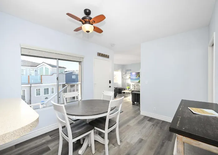 1 Bedroom Apartment In The Back Of Our Oceanfront Home
