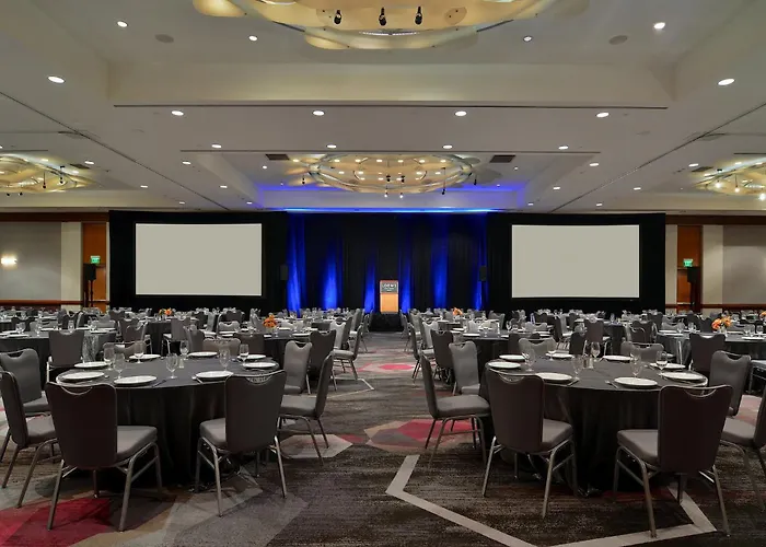 Loews Hollywood Hotel